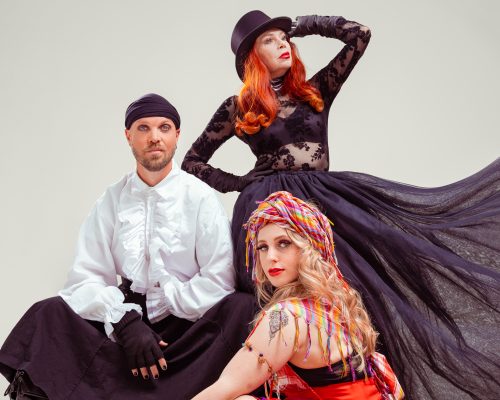 Penney de Jager & EDC dancers (i.s.m. KunstenHuis Idea) – BÓN BÓN