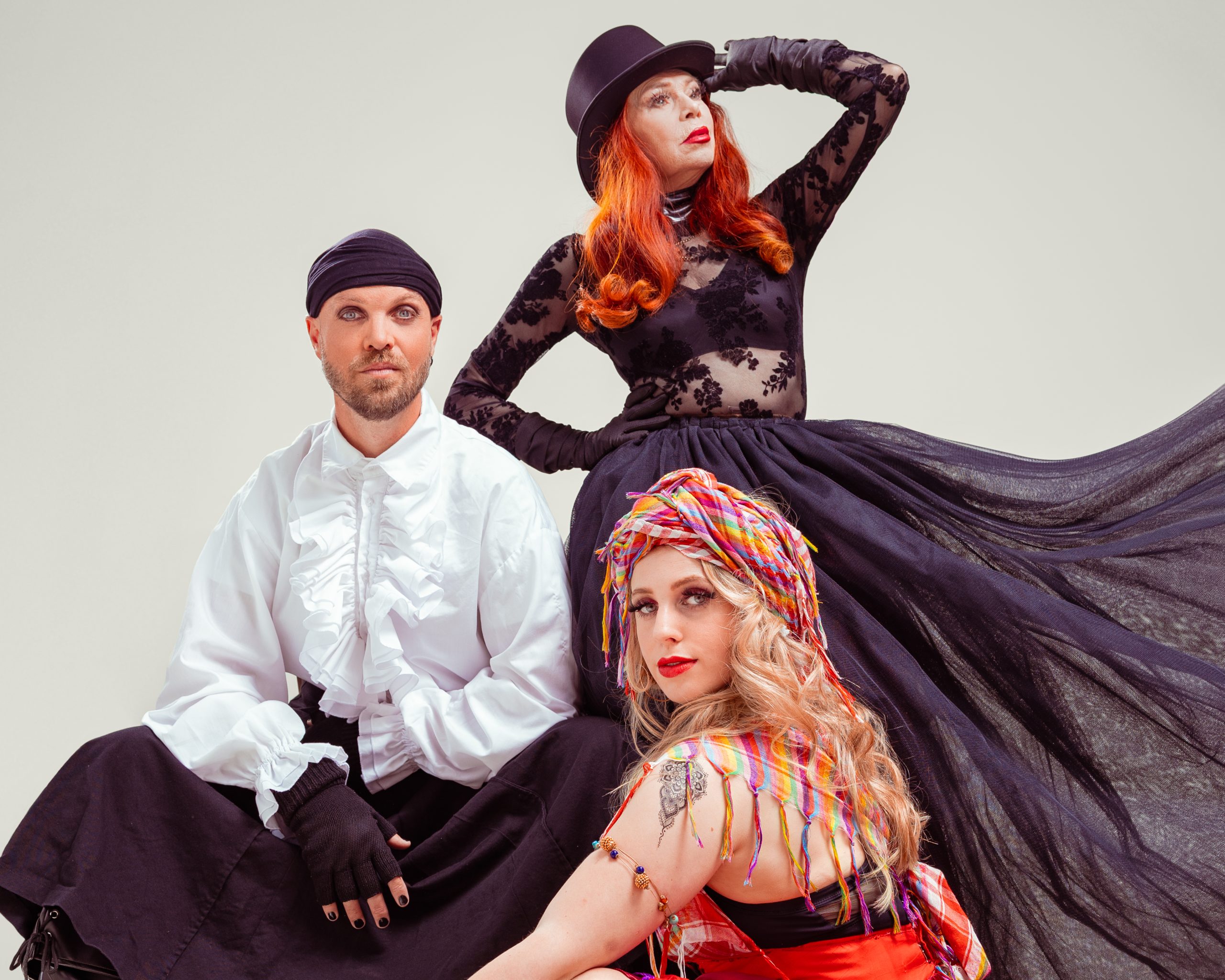 Penney de Jager & EDC dancers (i.s.m. KunstenHuis Idea) – BÓN BÓN