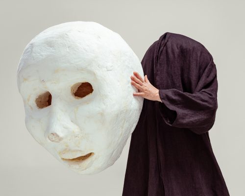 Dienke Groenhout en De Maakfabriek – "En God zag dat het bijna goed was…"